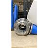 Image 2 : 4 STAINLESS STEEL 1.5" BUTTERFLY VALVES