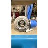 Image 2 : 4 STAINLESS STEEL 1.5" BUTTERFLY VALVES