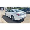 Image 2 : 2015 HYUNDAI SONATA BLUE DRIVE, 4DR SEDAN, WHITE, VIN KMHEC4A48FA123713