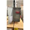 Image 2 : 6 EATON HEAVY DUTY SAFETY SWITCHES 1HD363 & MICROLECTRIC CT113-L METER SOCKET