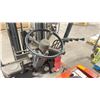 Image 8 : TOYOTA 5FBEC15 15 SERIES 3 STAGE 185" MAST 1550 LB CAPACITY SOLID RUBBER TREAD TIRE SIT DOWN