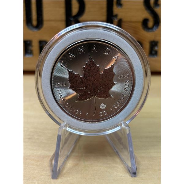 Lot 9-1) 1 oz Canadian Maple 2022 Silver