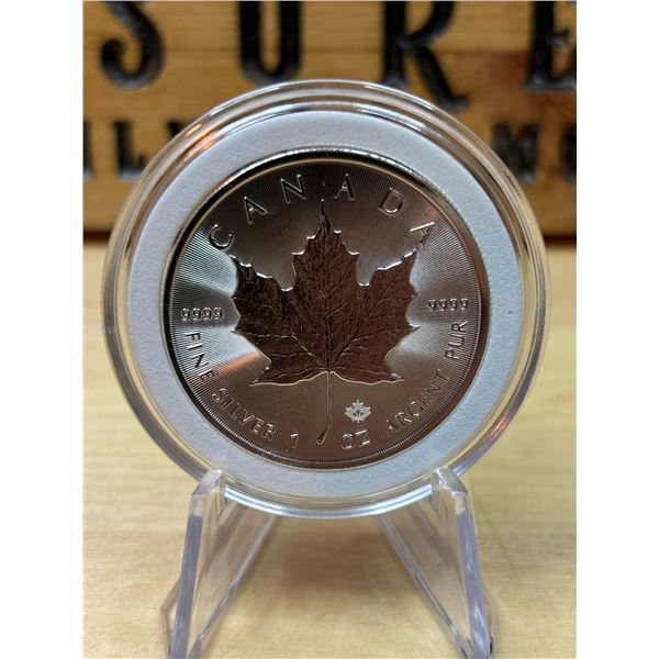 Lot 40-1) 1 oz Canadian Maple 2022 Silver
