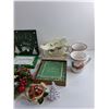 Image 4 : Various Christmas Decorations, Mugs and Ornaments