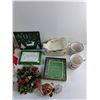 Image 6 : Various Christmas Decorations, Mugs and Ornaments