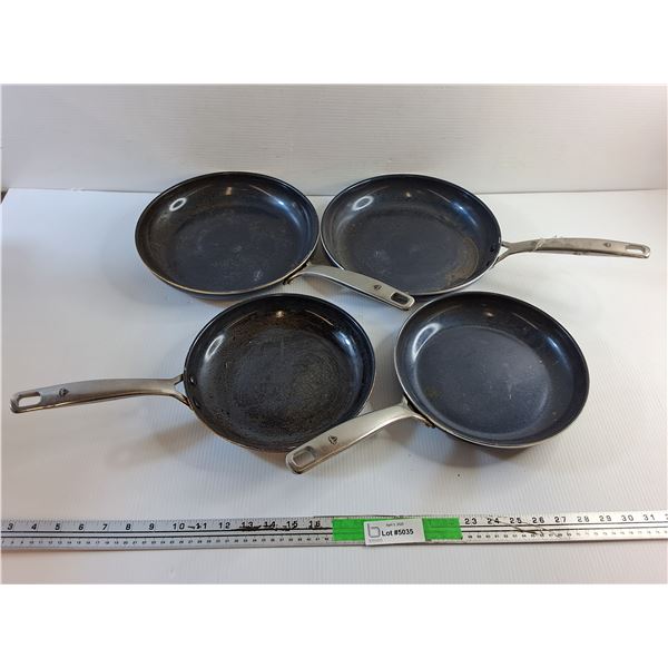 (4) Frying Pans