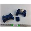 Image 1 : (2) Wireless Sony Playstation Controllers