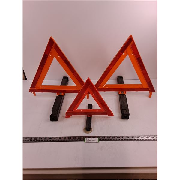 (3) Roadside Collapsible Safety Markers