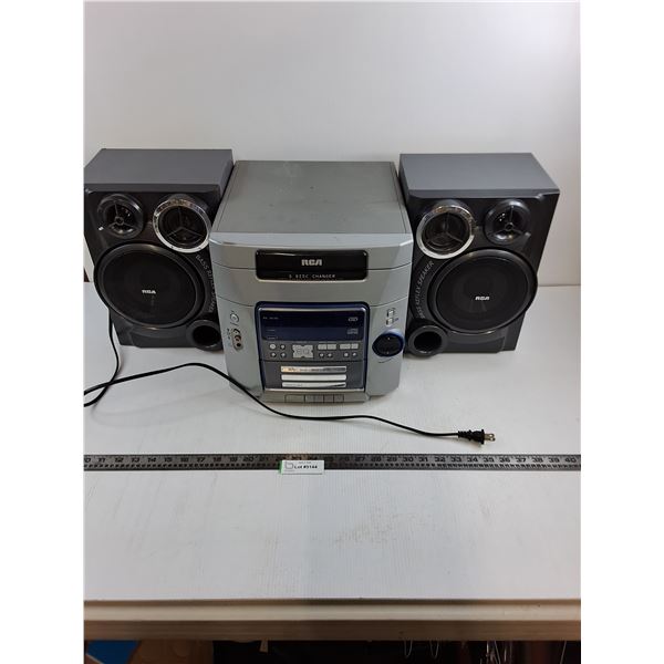 RCA 5-CD Changer Stereo & Pair Speakers - Powers On
