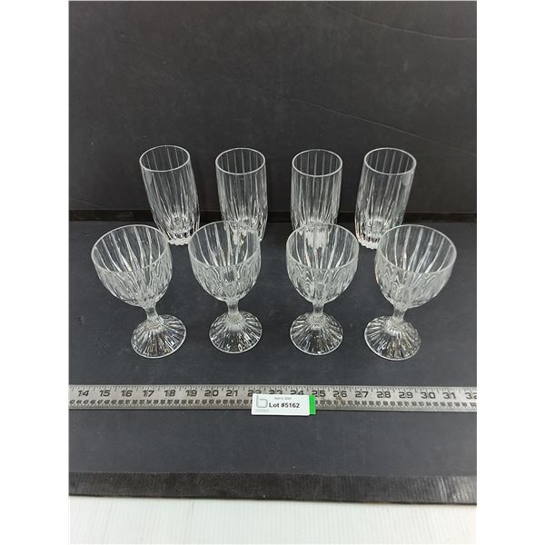 Set of 8 Crystal Glasses (4 Water & 4 Wine)