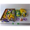 Image 1 : Easter Lot-Plastic Eggs and Basket Filler