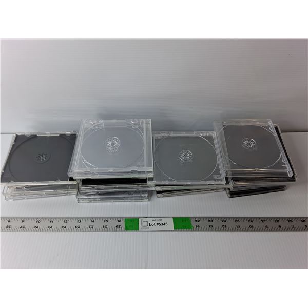 (32) Empty CD/DVD Cases