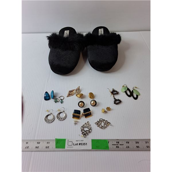 Women's Slippers-L & (12) Pairs of Earrings
