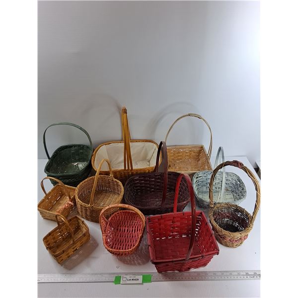 (11) Various Sized Wicker Baskets
