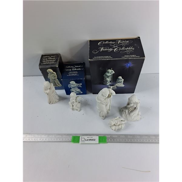 Avon Nativity Collectible Figurines w/ Boxes
