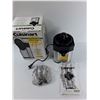 Image 2 : Cusinart Pulp Control Citrus Juicer- Powers On