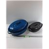Image 1 : (2) Speckled Enamel Roasters w/ Lids