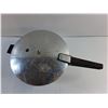 Image 2 : Presto Pressure Cooking Pot