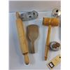 Image 2 : Dough Roller, Salt & Pepper Shakers, Deep Frying Thermometer, Sharpening Rod and Misc