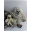 Image 3 : (3) Plush Monkey Toys