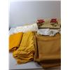 Image 2 : (31) Napkins, (7) Tablecloths- Varying Sizes, Table Runner