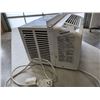 Image 3 : LG WINDOW MOUNT AIR CONDITIONER 5,000 BTU