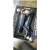 Image 2 : TRAILER HITCHES AND TIRE CHAINS