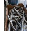 Image 2 : BOX OF STORE RETURN FAUCETS
