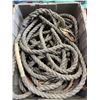 Image 2 : TOTE OF SAFETY ROPES AND SAFETY HARD HATS