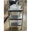 Image 2 : BLACK AND DECKER 3 STEP LADDER