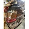 Image 2 : PALLET OF AUTOMOTIVE AND HOUSEHOLD MISC ITEMS