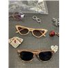 Image 3 : 2 BAGS OF ASSORTED JEWELRY AND SUNGLASSES