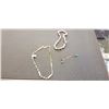 Image 1 : AMBER EARRINGS WITH JADE AND NUTSHELL NECKLACE