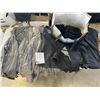 Image 1 : BAG OF SIZE 4,6,10 AND 12 LULULEMON CLOTHES