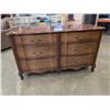 Image 1 : FRENCH PROVINCIAL 6 DRAWER DRESSER