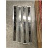 Image 2 : MIRRORED PRISM CRYSTALS FOR LIGHT FIXTURE, APPROX. 100PCS