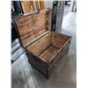 Image 3 : VINTAGE TRUNK