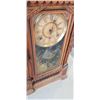 Image 2 : WM. GILBERT CLOCK CO. (NERO) SHELF CLOCK WITH KEY AND PENDULUM