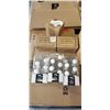 Image 2 : 2 TISSUE BOXES, 3 SHOWER HOOKS SETS AND 3 NAPKIN RINGS SETS