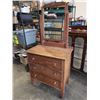 Image 1 : VINTAGE 3 DRAWER DRESSER ON CASTERS WITH MIRROR