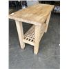 Image 2 : BUTCHER BLOCK TOP TABLE