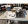 Image 1 : CALMDO BREAD MAKER AND VACUUM SEALER WORKING