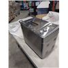 Image 2 : CALMDO BREAD MAKER AND VACUUM SEALER WORKING