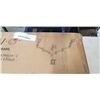 Image 2 : VIVO TRIPLE MONITOR DESK MOUNT WITH 2 PNEUMATIC ARMS AND 1 FIXED