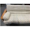 Image 2 : FUTON COUCH