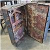 Image 2 : VINTAGE STEAMER TRUNK WITH DRAWERS AND SHELVES INSIDE
