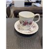 Image 3 : COLLECTION OF LAVENDER ROSE BY ROYAL ALBERT