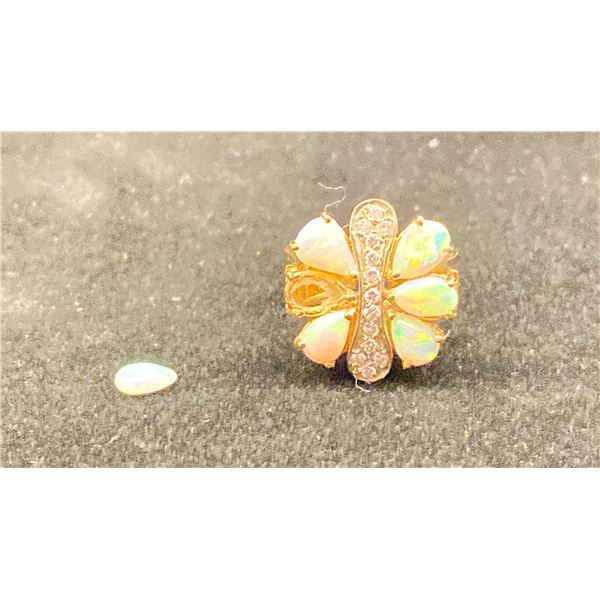 14K LADIES RING SET WITH OPALS AND DIAMONDS (6.2G)