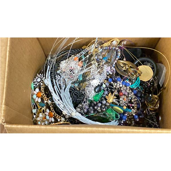 MISC COSTUME JEWELRY