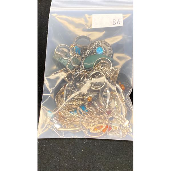 MISC JEWELRY (9.2G GOLD & 16G AND SILVER CONTENT)